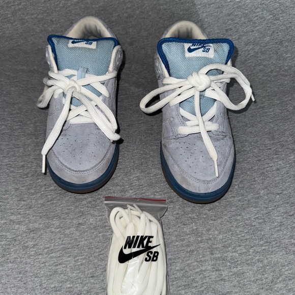 Nike Other - Nike Dunk Low Pro SB Boarder Blue & White Size 6